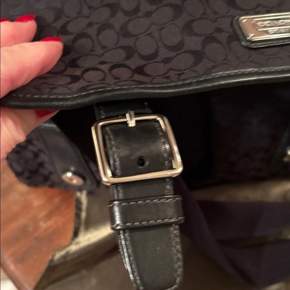 Coach BlackSignature Canvas and Leather Messenger /Crossbody Bag M1182-F70283 - Picture 8 of 15
